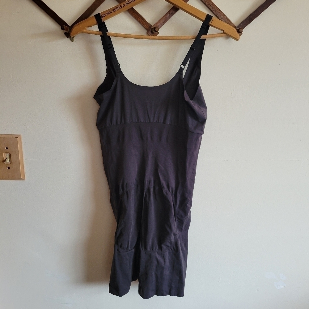 Spanx Shapewear One Piece Tank Top Shorts Black Compression 1X - Picture 13 of 13
